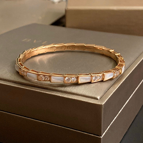 불가리 팔찌 B5069 2020/신상 (사이즈 카톡상담) (정품과 비교가능한 퀄리티)