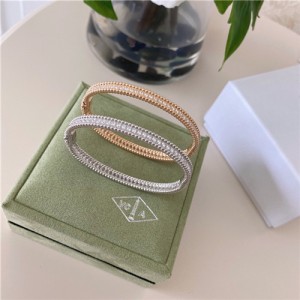 반클리프 팔찌 V4080 2020/신상 (정품과 비교가능한 퀄리티)