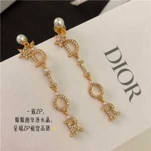 디올 귀걸이 D9164 2021/신상 (정품과 비교가능한 퀄리티)