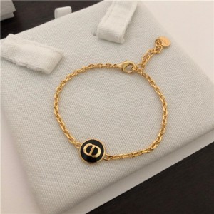 디올 팔찌 D5623 2021/신상 (정품과 비교가능한 퀄리티)