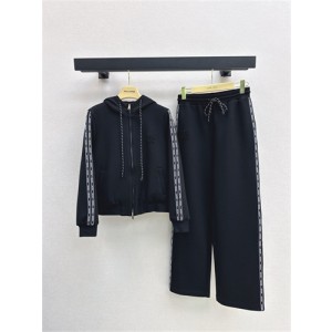 미우미우 트레이닝 세트 M54504 2025/신상