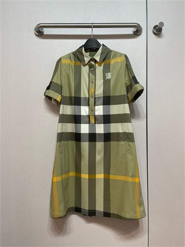 버버리 원피스 B12808 2025/신상