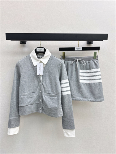 톰브라운 가디건 스커트 세트 T34207 2025/신상