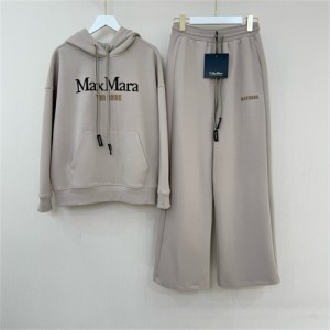 막스마라 트레이닝 세트 M64806