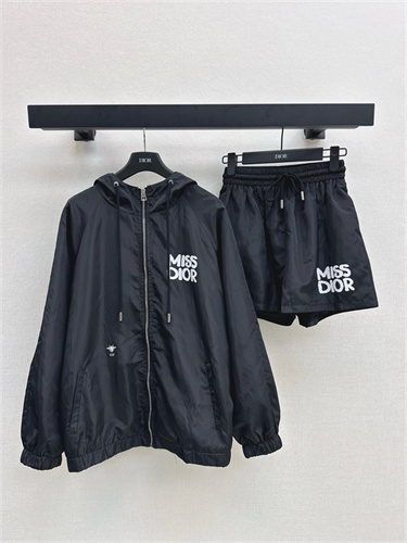 디올 바람막이 반바지 세트 D04300 2025/신상