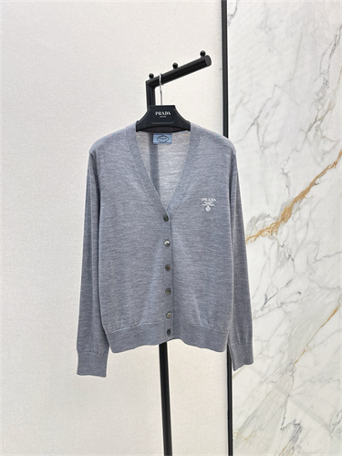 프라다 긴팔 가디건 P83206 2025/신상