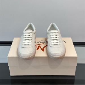 돌체앤가바나 남성용 스니커즈 D84493-2 2025/신상