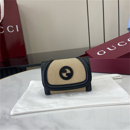 구찌 블론디 동전/카드/명함지갑 818811 2025/신상