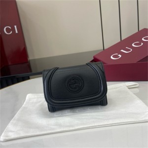 구찌 블론디 동전/카드/명함지갑 818811 2025/신상