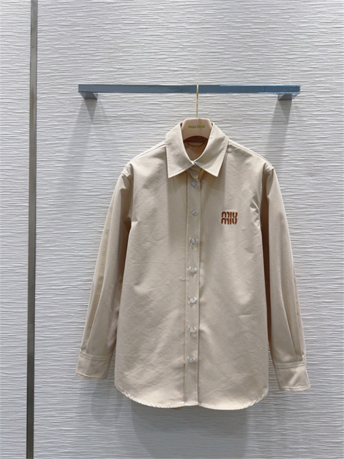 미우미우 긴팔 셔츠 M52903 2025/신상