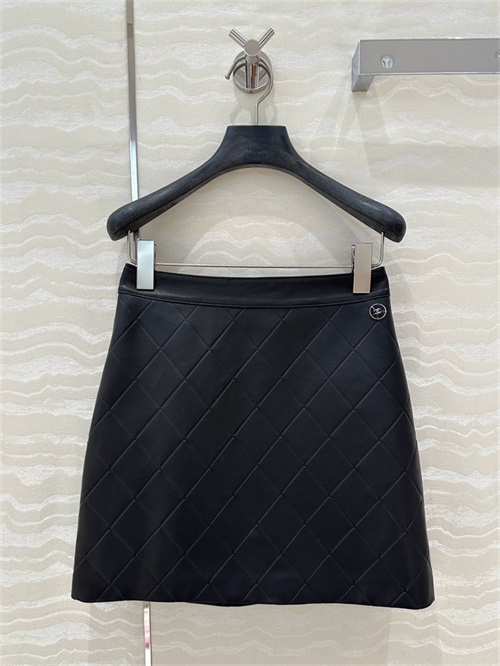 샤넬 양가죽 스커트 C74904 2025/신상