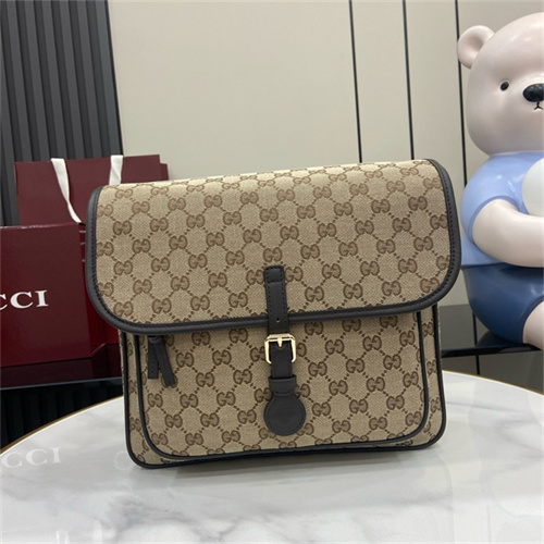 구찌 메신저백 793823