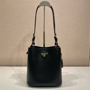 프라다 미디엄 숄더백 1BE080 2025/신상