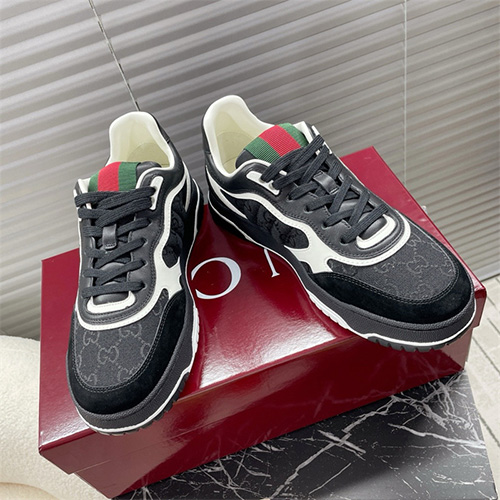 구찌 남여공용 스니커즈 G88725-1 2025/신상