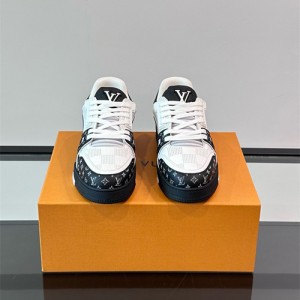 루이비통 남성용 스니커즈 L68432-2 2025/신상