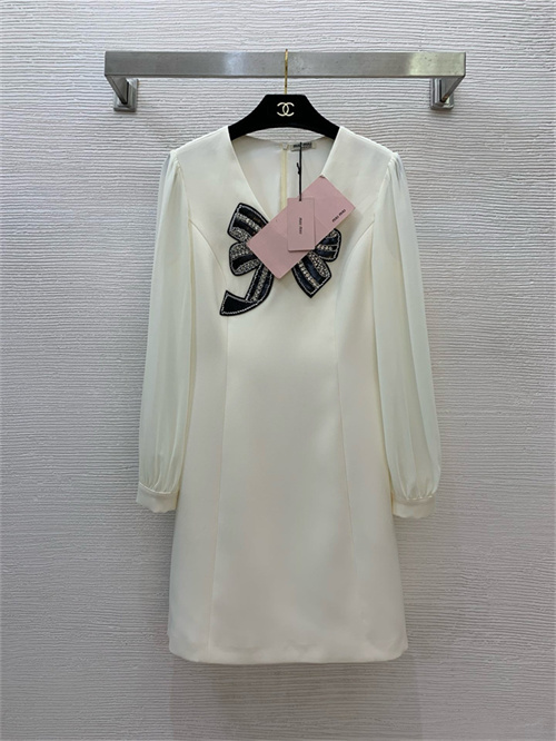 미우미우 원피스 M23205 2025/신상