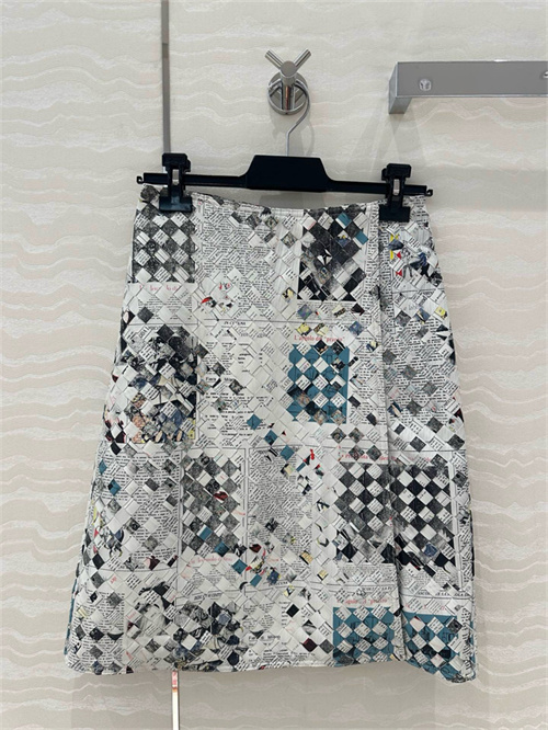 보테가 양가죽 스커트 B77301 2025/신상