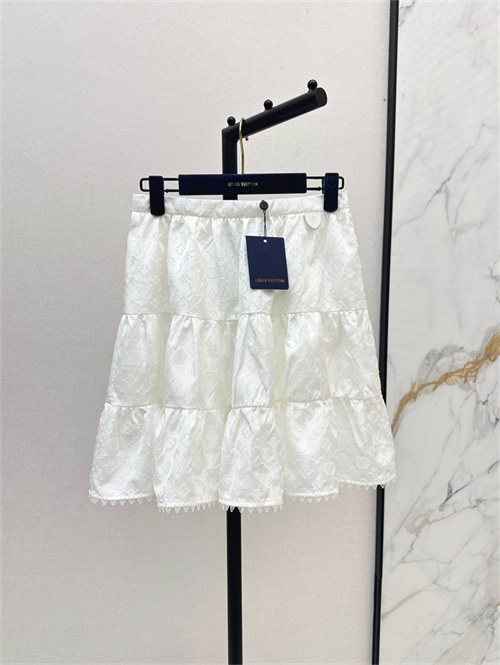 루이비통 스커트 L42706 2025/신상