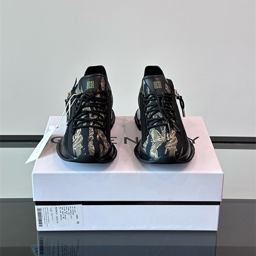 지방시 남성용 스니커즈 G87794-2 2025/신상