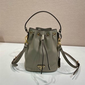 프라다 리에디션 1978 가죽 미니 버킷백 1BE067 2025/신상