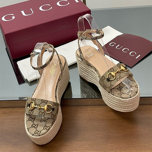 구찌 여성용 샌들 (굽높이8CM) G97743-1 2025/신상