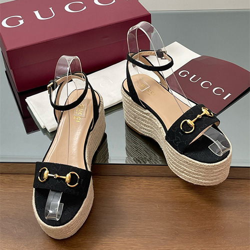 구찌 여성용 샌들 (굽높이8CM) G97743-2 2025/신상