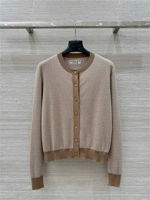 펜디 긴팔 가디건 F62759 2025/신상