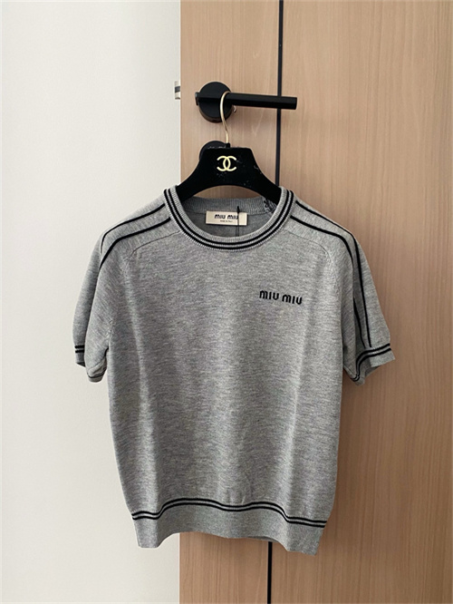 미우미우 반팔 니트 M41994 2025/신상