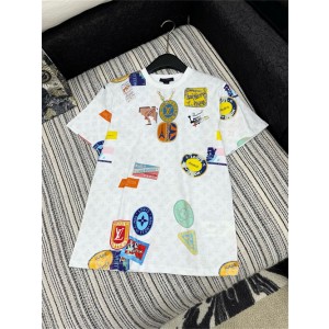 루이비통 반팔 티셔츠 L21758 2025/신상