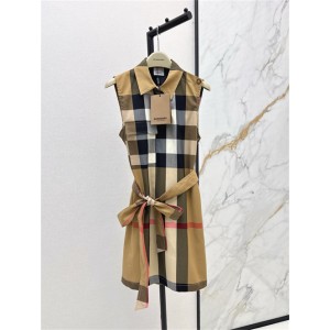 버버리 민소매 원피스 B52992 2025신상