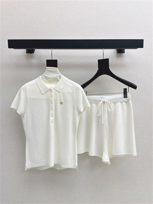 셀린느 반폴 폴로 니트 반바지 세트 C82999 2025/신상