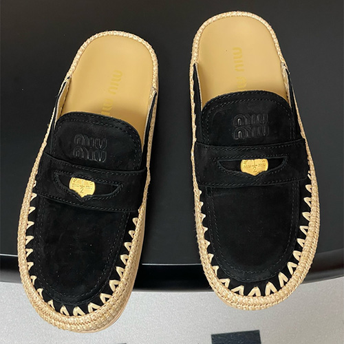 미우미우 여성용 슬리퍼 M99472-2 2025/신상