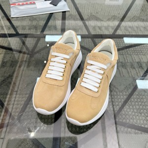 프라다 남성용 스니커즈 P97929-1 2025/신상