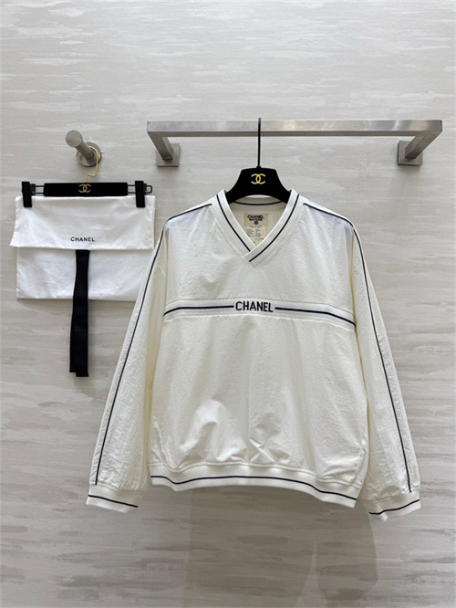 샤넬 긴팔 티셔츠 C63308 2025/신상