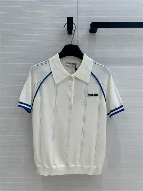 미우미우 반팔 폴로 니트 M72995 2025/신상