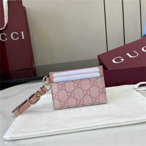 구찌 GG 엠블럼 카드/명함지갑 819121 2025/신상