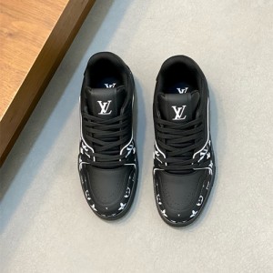 루이비통 남성용 스니커즈 L76320-1 2025/신상