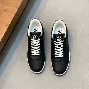 루이비통 남성용 스니커즈 L77421-2 2025/신상