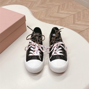 미우미우 여성용 스니커즈 M55624-2 2025/신상