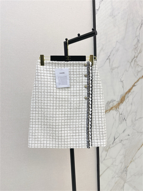 샤넬 스커트 C72995 2025/신상