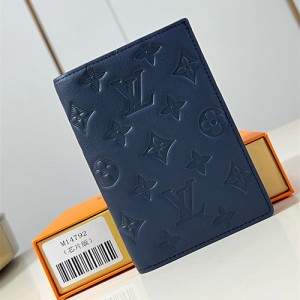 루이비통 패스포트 커버 여권지갑 M14792 2025/신상