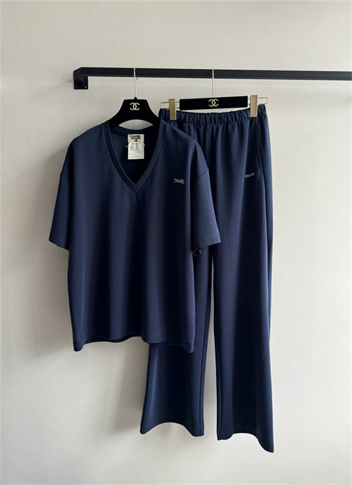 샤넬 트레이닝 세트 C33502 2025/신상