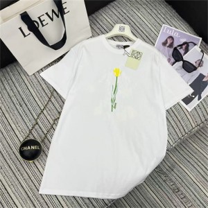 로에베 반팔 티셔츠 L31454 2025/신상