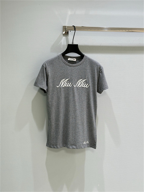 미우미우 반팔 티셔츠 M91952 2025/신상