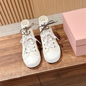 미우미우 여성용 스니커즈 M54625-1 2025/신상