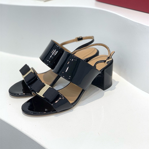 페레가모 여성용 샌들 (굽높이5.5CM) F77895-2 2025/신상