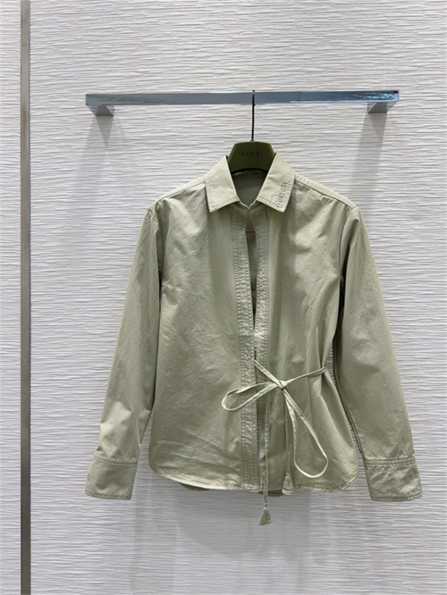 구찌 긴팔 셔츠 G82800 2025/신상