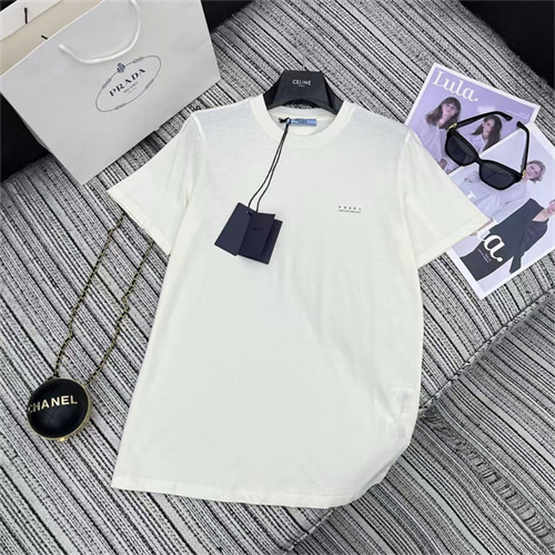 프라다 반팔 티셔츠 P31456 2025/신상