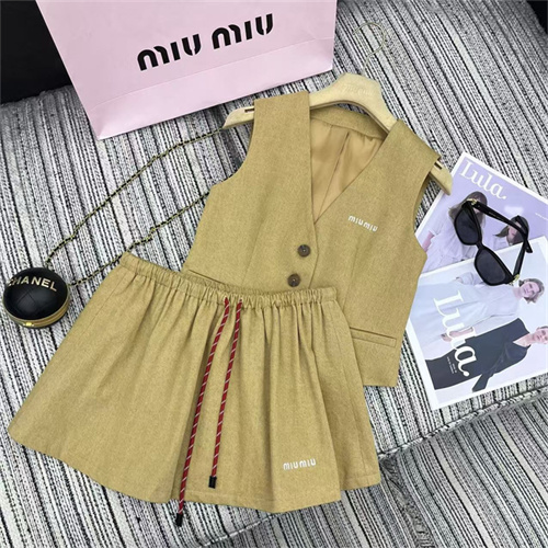 미우미우 조끼 스커트 세트 M63406 2025/신상