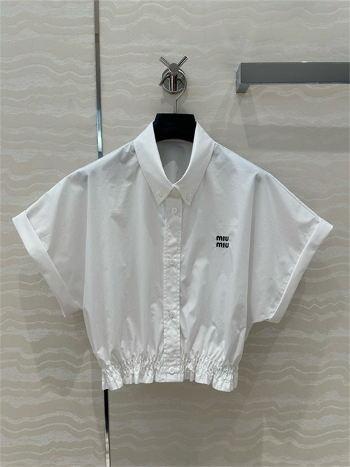 미우미우 반팔 셔츠 M62497 2025/신상